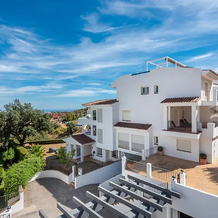 3 Bedroom Huge Terrace Pool & Views Apartment La Mairena